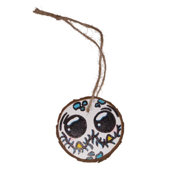 🎯 Cute Handmade, Hand Painted Small Wooden Disc, Hanging Ornament - Picture 9 of 10